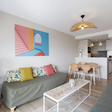 Apartman Espace 2000 - Beautiful 1bdr With Sea View - Swimming Pool - Ac - Parking