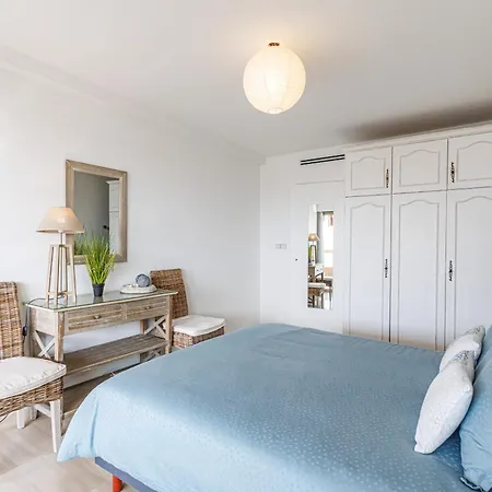 Espace 2000 - Beautiful 1bdr With Sea View - Swimming Pool - Ac - Parking Lägenhet *