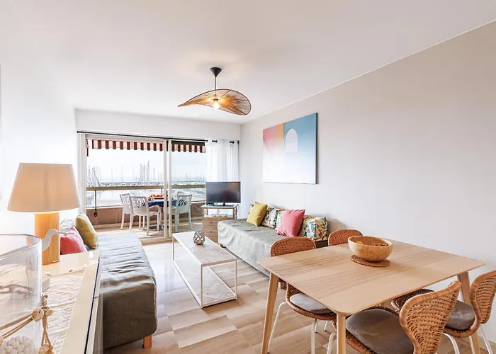 Ep2a2 - Beautiful 1bdr With Sea View - Swimming Pool - Ac - Parking 아파트 멍똥